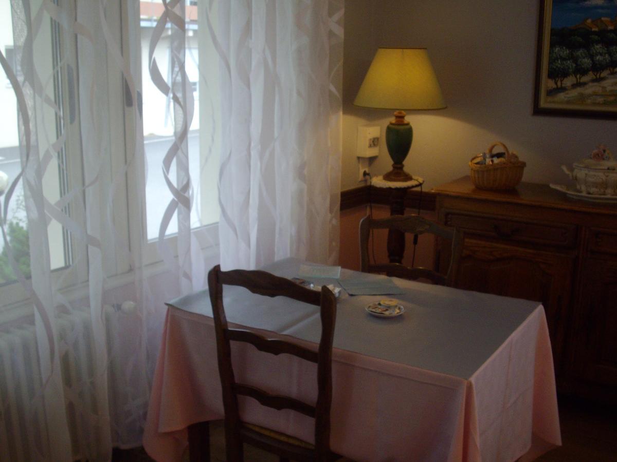 Hotel Restaurant Anglade Le Nayrac Екстер'єр фото
